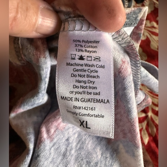 Lularoe XL heather Patrick. Abstract flag print. NWT.‎ - Picture 6 of 8